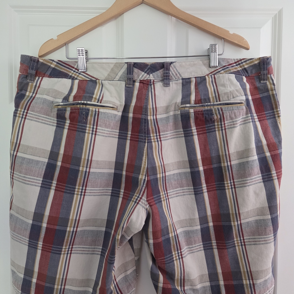 Tommy Bahama Men's Plaid Shorts - Red, Blue, Cream - Picture 2 of 4